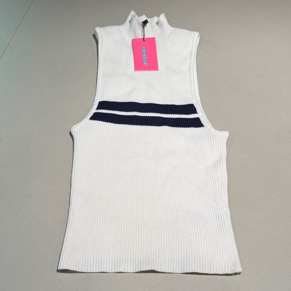 White Sleeveless Knit Top with navy Stripes. XS NWT Edikted